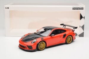 Porsche 911 991.2 GT3 RS Weissach Package Lava Orange Golden Magnesium Wheels Minichamps 1:18 153068227 Diecast — photo 6 of 6