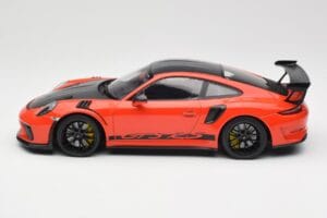 Porsche 911 991.2 GT3 RS Weissach Package Lava Orange Wording Black Magnesium Wheels Minichamps 1:18 153068226 Diecast — photo 3 of 6