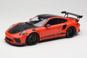 Porsche 911 991.2 GT3 RS Weissach Package Lava Orange Wording Black Magnesium Wheels Minichamps 1:18 153068226 Diecast