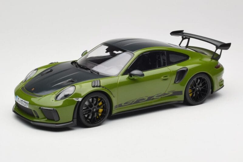 Porsche 911 991.2 GT3 RS Weissach Package Lizard Green Wording & Black Magnesium Wheels Minichamps 1:18 155068232 Diecast