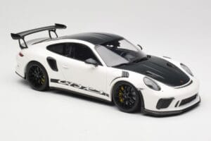 Porsche 911 991.2 GT3 RS Weissach Package White Wording Black Magnesium Wheels Minichamps 1:18 153068225 Diecast — photo 4 of 6