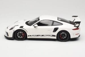 Porsche 911 991.2 GT3 RS White With Black Wheels Minichamps 1:18 155068224 Diecast — photo 3 of 6
