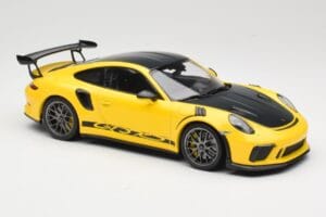 Porsche 911 991.2 GT3 RS Yellow Weissach Package Platinum Wheels Minichamps 1:18 155068221 Diecast — photo 4 of 6