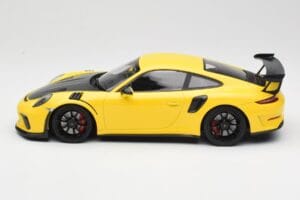 Porsche 911 991.2 GT3 RS Yellow with Black Wheels Minichamps 1:18 155068231 Diecast — photo 3 of 6