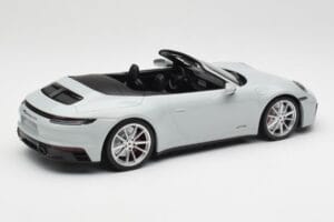 Porsche 911 992 Carrera 4 GTS Cabriolet Grey Minichamps 1:18 155063034 Diecast — photo 3 of 6