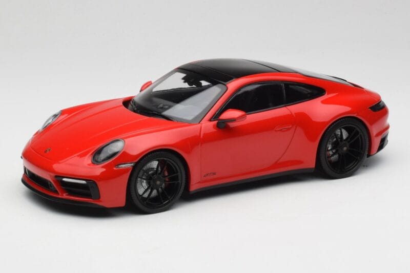 Porsche 911 992 Carrera 4 GTS Red Minichamps 1:18 155063100 Diecast