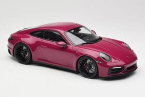 Porsche 911 992 Carrera 4 GTS Rubystar Minichamps 1:18 155063102 Diecast — photo 4 of 6