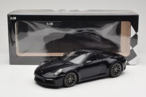 Porsche 911 992 Carrera 4S Blue Metallic Minichamps 1:18 155067321 Diecast — photo 6 of 6