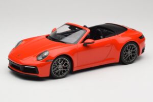 Porsche 911 992 Carrera 4S Cabriolet Orange Minichamps 1:18 155067334 Diecast