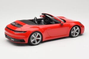 Porsche 911 992 Carrera 4S Cabriolet Red Minichamps 1:18 155067331 Diecast — photo 2 of 6