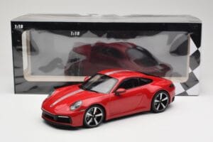 Porsche 911 992 Carrera 4S Carmine Red Minichamps 1:18 155067326 Diecast — photo 6 of 6