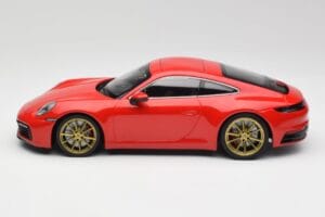 Porsche 911 992 Carrera 4S Guards Red & Gold Wheels Minichamps 1:18 153067328 Diecast — photo 3 of 6