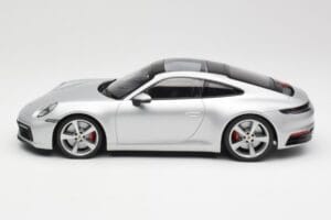 Porsche 911 992 Carrera 4S Silver Minichamps 1:18 155067322 Diecast — photo 3 of 6