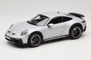 Porsche 911 992 Dakar Ice Grey Metallic Norev 1:18 187242 Diecast