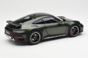 Porsche 911 992 Dakar Oak Green Metallic Norev 1:18 187241 Diecast — photo 3 of 9