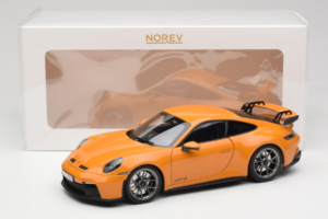 Porsche 911 992 GT3 Bahama Yellow Norev 1:18 187387 Diecast — photo 8 of 8