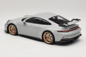 Porsche 911 992 GT3 Chalk Gold Wheels Minichamps 1:18 117069001 Diecast — photo 5 of 6