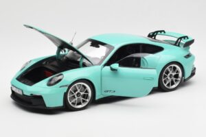 Porsche 911 992 GT3 Mint Green Norev 1:18 187316 Diecast — photo 2 of 8