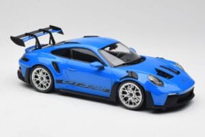 Porsche 911 992 GT3 RS Blue & Silver Wheels & Black Decor Minichamps 1:18 153062234 Diecast — photo 4 of 6