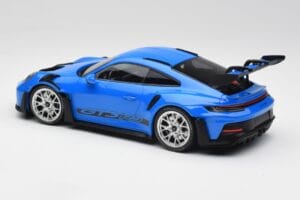 Porsche 911 992 GT3 RS Blue & Silver Wheels & Black Decor Minichamps 1:18 153062234 Diecast — photo 5 of 6