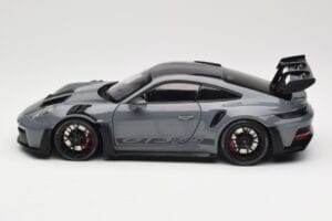 Porsche 911 992 GT3 RS Crayon Weissach Package & Black Wheels Minichamps 1:18 110062024 Diecast — photo 4 of 8