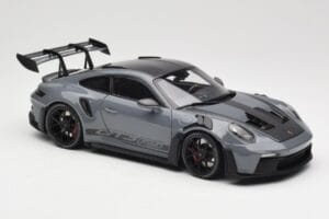 Porsche 911 992 GT3 RS Crayon Weissach Package & Black Wheels Minichamps 1:18 110062024 Diecast — photo 6 of 8