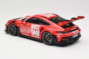 Porsche 911 992 GT3 RS Getspeed Race Taxi Guards Red Minichamps 1:18 110062040 Diecast — photo 7 of 8