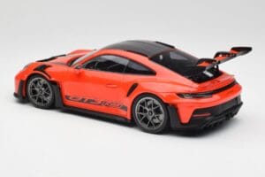 Porsche 911 992 GT3 RS Guards Orange & Silver Wheels Minichamps 1:18 911992002 Diecast — photo 5 of 6