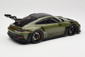 Porsche 911 992 GT3 RS Nato Olive & Black Wheels Minichamps 1:18 110062027 Diecast — photo 3 of 8