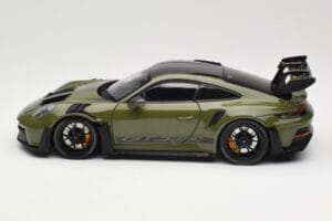 Porsche 911 992 GT3 RS Nato Olive & Black Wheels Minichamps 1:18 110062027 Diecast — photo 4 of 8