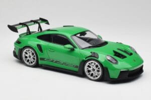 Porsche 911 992 GT3 RS Python Green & Silver Wheels & Black Decor Minichamps 1:18 153062235 Diecast — photo 4 of 6