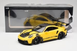 Porsche 911 992 GT3 RS Racing Yellow & Black Wheels Minichamps 1:18 153062245 Diecast — photo 6 of 6