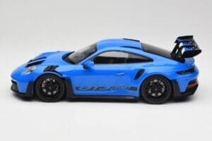 Porsche 911 992 GT3 RS Shark Blue & Black Wheels Minichamps 1:18 153062233 Diecast — photo 3 of 6