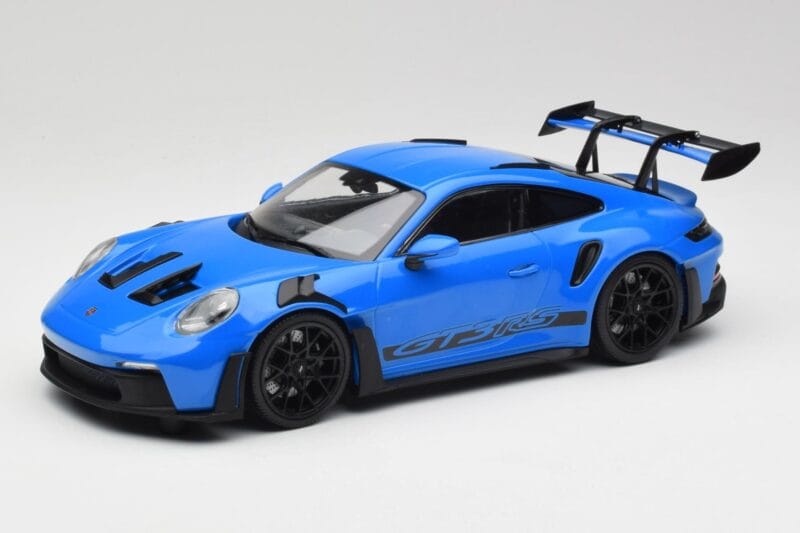 Porsche 911 992 GT3 RS Shark Blue & Black Wheels Minichamps 1:18 153062233 Diecast