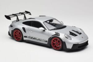 Porsche 911 992 GT3 RS Silver & Red Wheels Minichamps 1:18 153062241 Diecast — photo 4 of 6