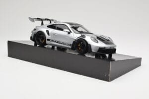 Porsche 911 992 GT3 RS Silver Weissach Package Minichamps 1:18 110062020 Diecast — photo 6 of 8