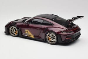 Porsche 911 992 GT3 RS Ultraviolet & Silver Wheels Minichamps 1:18 110062029 Diecast — photo 7 of 8