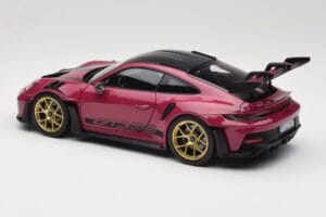 Porsche 911 992 GT3 RS Weissach Package Ruby Star Norev 1:18 187370 Diecast — photo 7 of 8