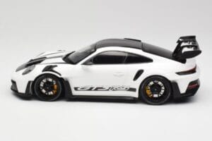 Porsche 911 992 GT3 RS White & Black Wheels Minichamps 1:18 155062230 Diecast — photo 3 of 6