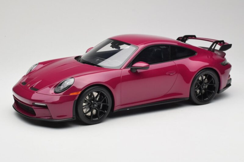 Porsche 911 992 GT3 Ruby Star Neo Red GT Spirit 1:12 GT536 Resin