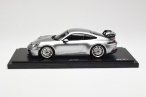 Porsche 911 992 GT3 Silver Minichamps 1:18 WAP0211510M004 Resin — photo 3 of 7
