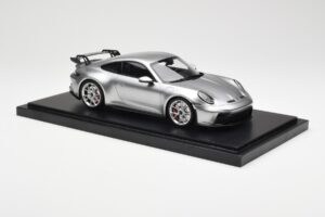 Porsche 911 992 GT3 Silver Minichamps 1:18 WAP0211510M004 Resin — photo 4 of 7