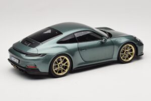 Porsche 911 992 GT3 Touring Package Malachite Green Metallic Norev 1:18 187382 Diecast — photo 3 of 8