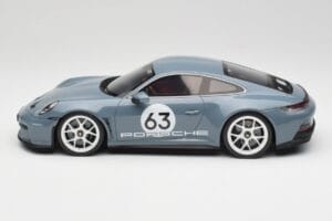 Porsche 911 992 ST Gentian Blue Metallic GT Spirit 1:18 GT491 Resin — photo 3 of 6