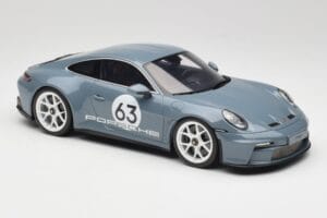 Porsche 911 992 ST Gentian Blue Metallic GT Spirit 1:18 GT491 Resin — photo 4 of 6