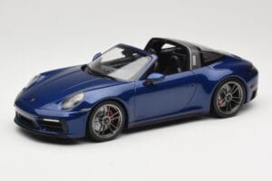 Porsche 911 992 Targa 4 GTS Blue Metallic Minichamps 1:18 155061060 Diecast