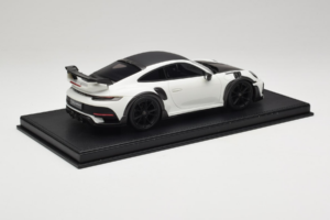 Porsche 911 992 TechArt GTstreet R White With Black Wheels TechArt 1:18 REMC013 Resin — photo 3 of 6