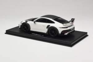 Porsche 911 992 TechArt GTstreet R White With Black Wheels TechArt 1:18 REMC013 Resin — photo 5 of 6