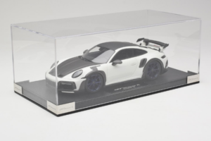 Porsche 911 992 TechArt GTstreet R White With Blue Wheels TechArt 1:18 REMC014 Resin — photo 2 of 6