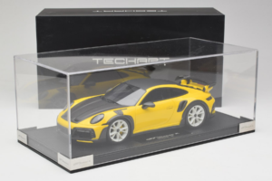 Porsche 911 992 TechArt GTstreet R Yellow With White Wheels TechArt 1:18 REMC015 Resin — photo 6 of 6